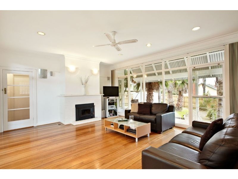 8 Clyde Street, Box Hill North VIC 3129