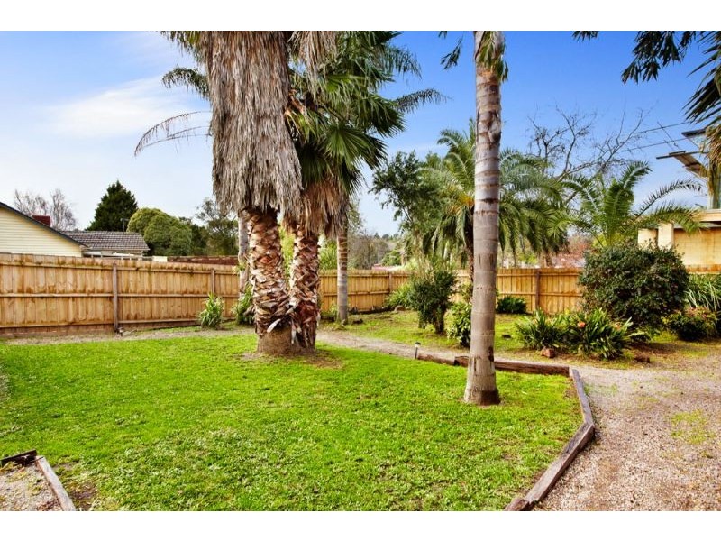 8 Clyde Street, Box Hill North VIC 3129