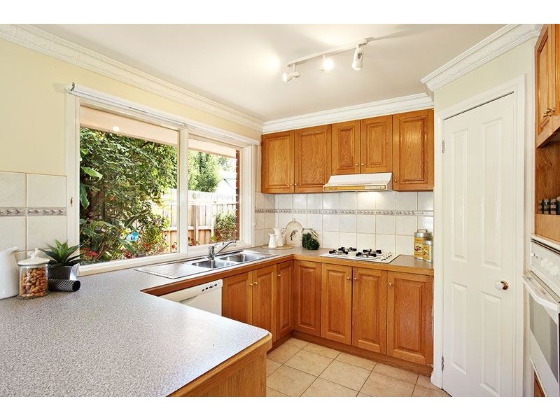 1/23 Elmhurst Road, Blackburn VIC 3130
