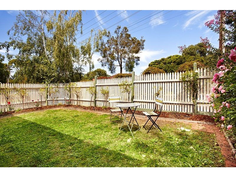 1/23 Elmhurst Road, Blackburn VIC 3130