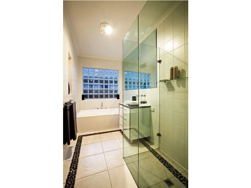 51 Junction Road, Blackburn North VIC 3130