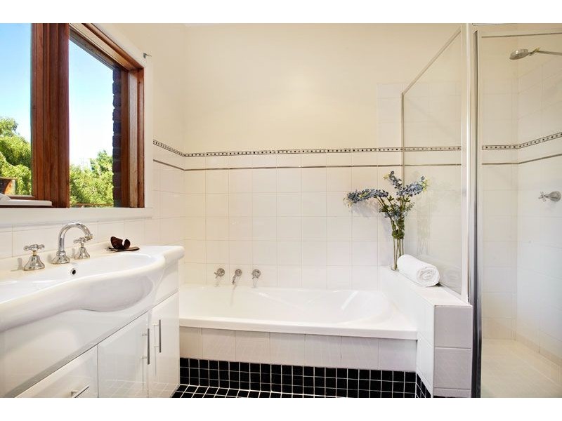 72 Blackburn Road, Blackburn VIC 3130