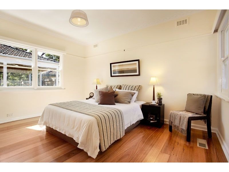 72 Blackburn Road, Blackburn VIC 3130