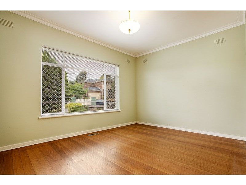 6 Diana Drive, Blackburn North VIC 3130