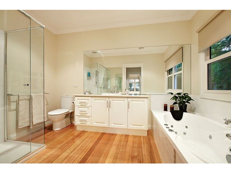 21 Werder Street, Box Hill North VIC 3129