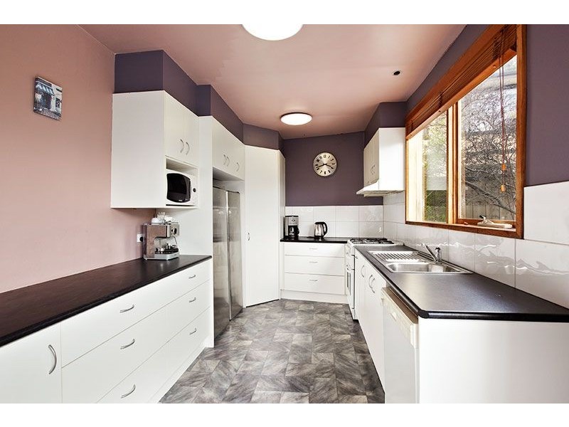 36 Crow Street, Burwood East VIC 3151