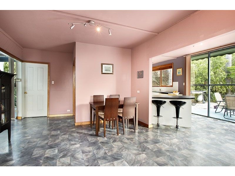 36 Crow Street, Burwood East VIC 3151