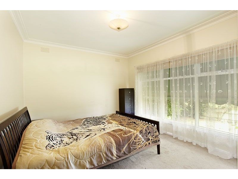 33 Dobell Street, Blackburn South VIC 3130