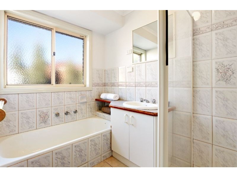 1/151 Springfield Road, Blackburn North VIC 3130