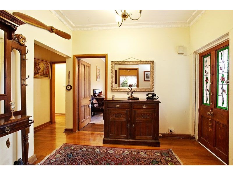 13 Gunyah Road, Blackburn North VIC 3130