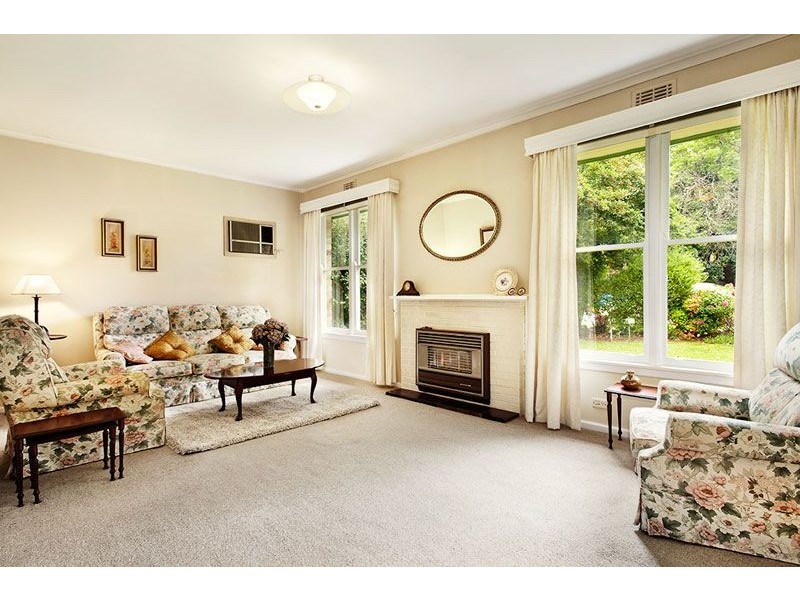 14 Quentin Street, Forest Hill VIC 3131