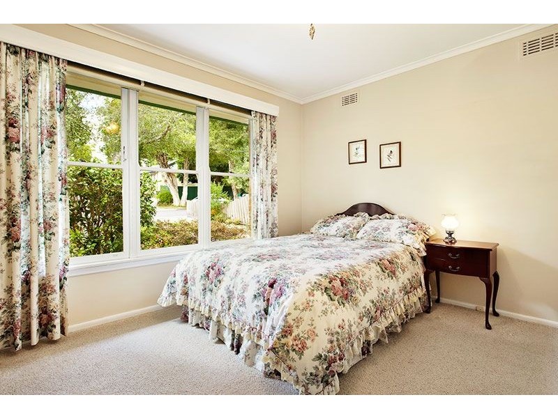 14 Quentin Street, Forest Hill VIC 3131