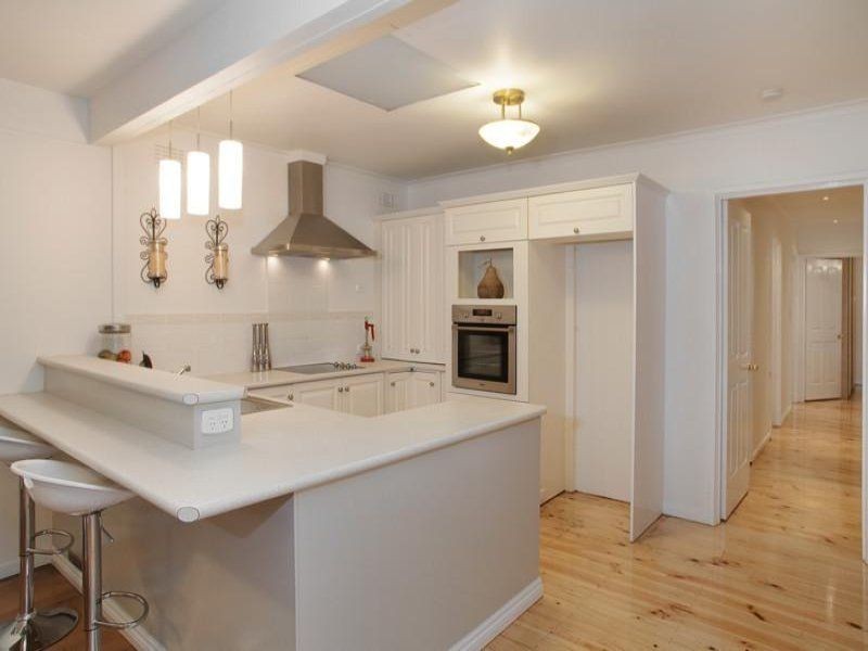 6 Olympic Court, Forest Hill VIC 3131