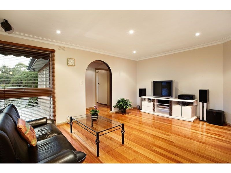 8 Suffolk Street, Blackburn VIC 3130
