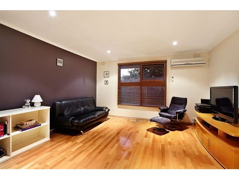 8 Suffolk Street, Blackburn VIC 3130