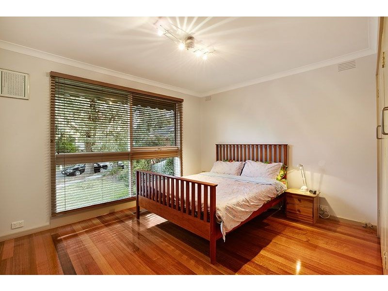 8 Suffolk Street, Blackburn VIC 3130