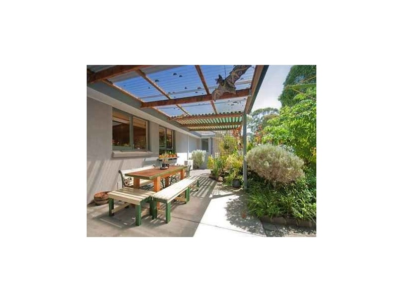 135 Lake Road, Forest Hill VIC 3131