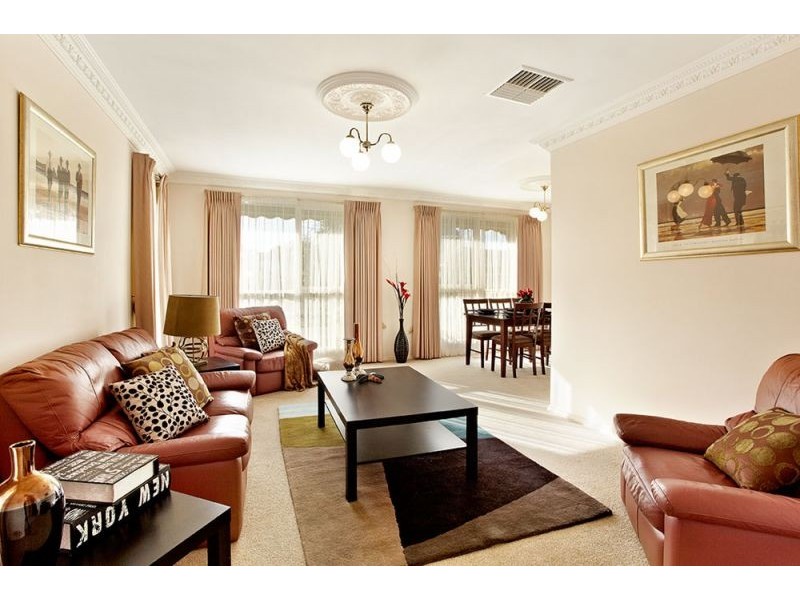 1/6 Lavelle Street, Blackburn South VIC 3130