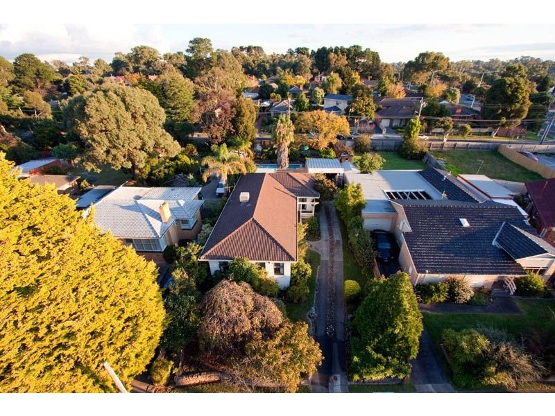 8 Hakeville Avenue, Nunawading VIC 3131