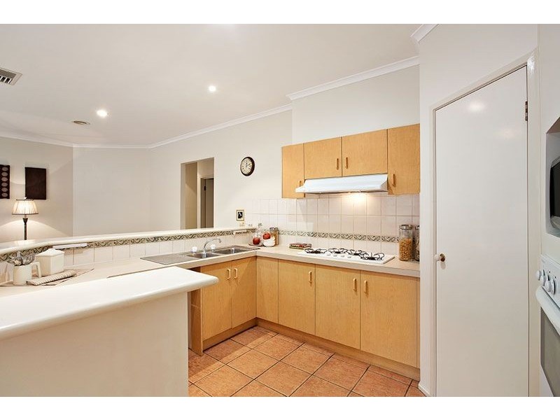 13 Pottery Drive, Blackburn North VIC 3130