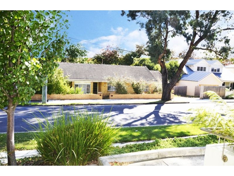 49 Whitehorse Road, Blackburn VIC 3130