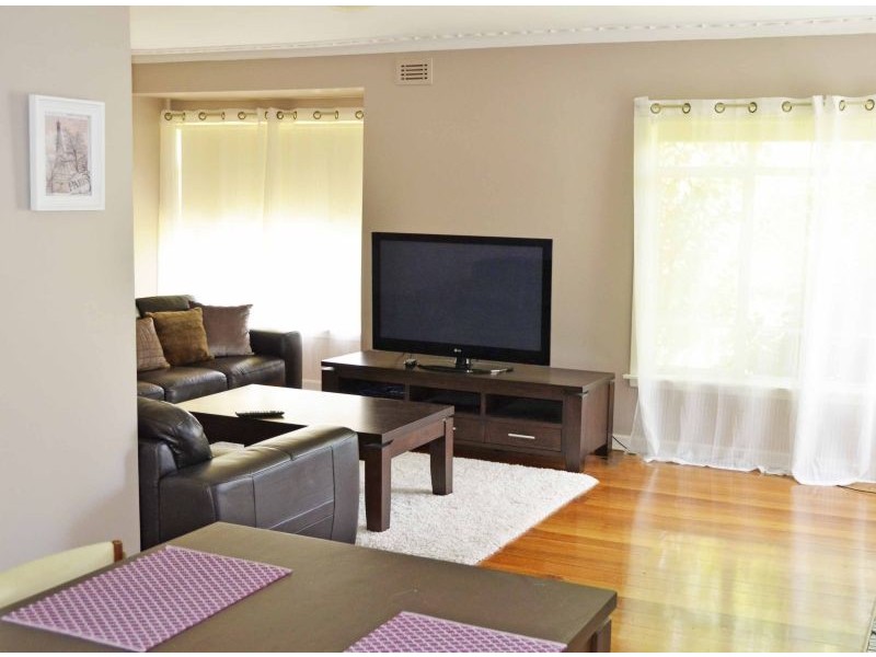 49 Whitehorse Road, Blackburn VIC 3130