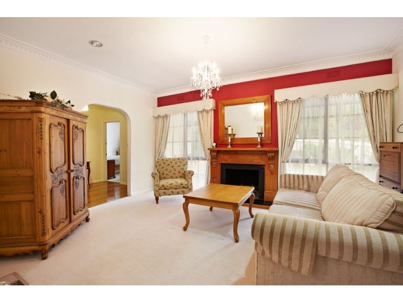 55 Salisbury Avenue, Blackburn VIC 3130