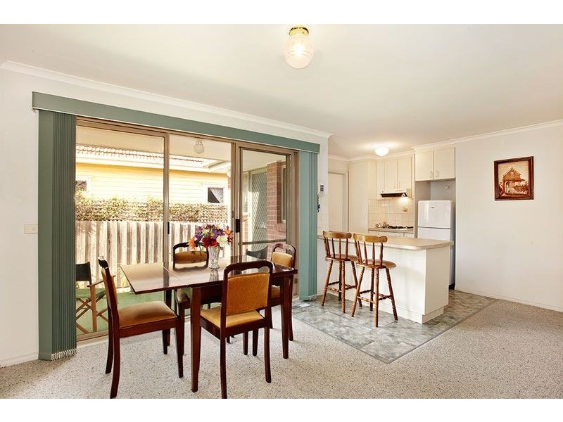 1/160 Springfield Road, Blackburn VIC 3130