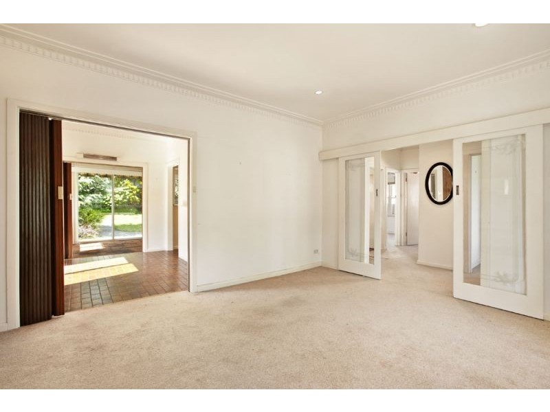 19 Aberdeen Road, Blackburn South VIC 3130