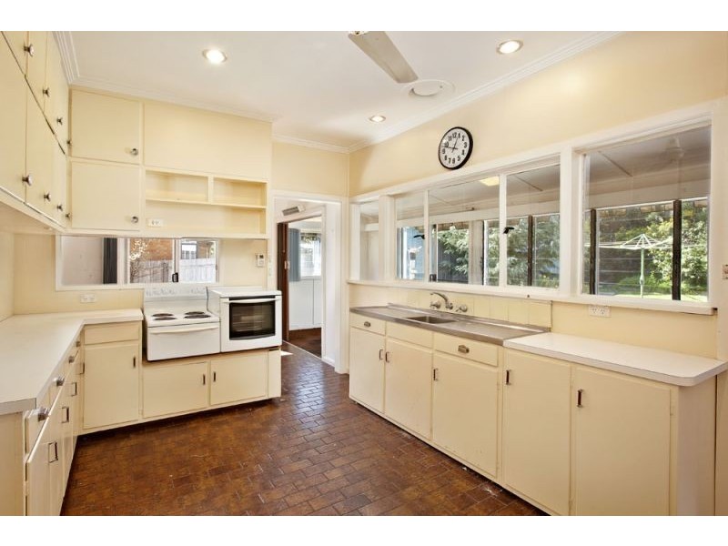 19 Aberdeen Road, Blackburn South VIC 3130