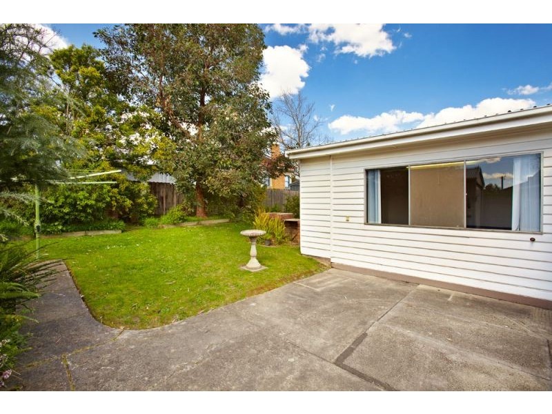 19 Aberdeen Road, Blackburn South VIC 3130