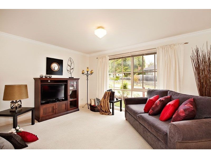 1B Chapman Street, Blackburn North VIC 3130