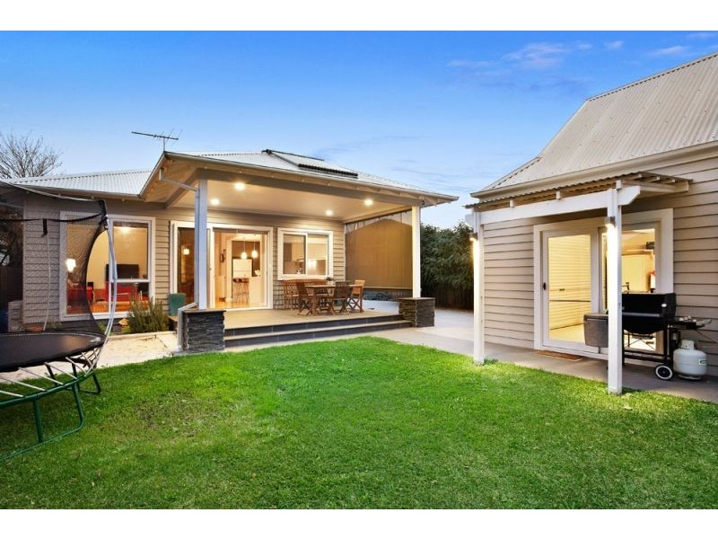 5 Patricia Road, Blackburn VIC 3130