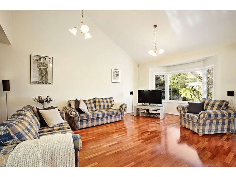 27 Bright Place, Blackburn South VIC 3130