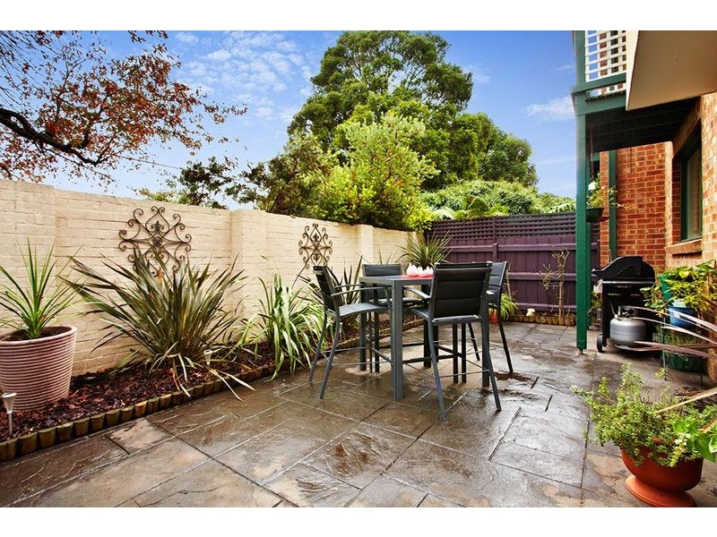 27 Bright Place, Blackburn South VIC 3130
