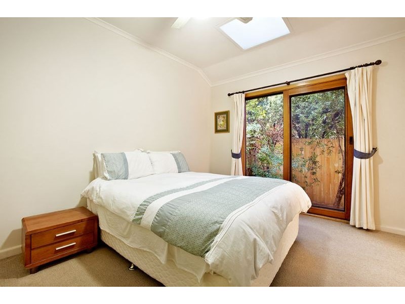 38 Roslyn Street, Burwood VIC 3125