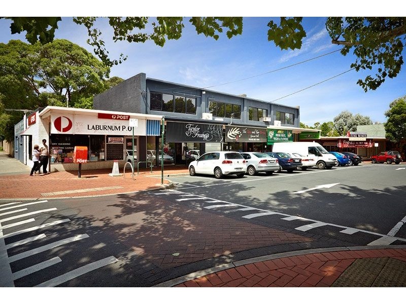 2/1 Pakenham Street, Blackburn VIC 3130