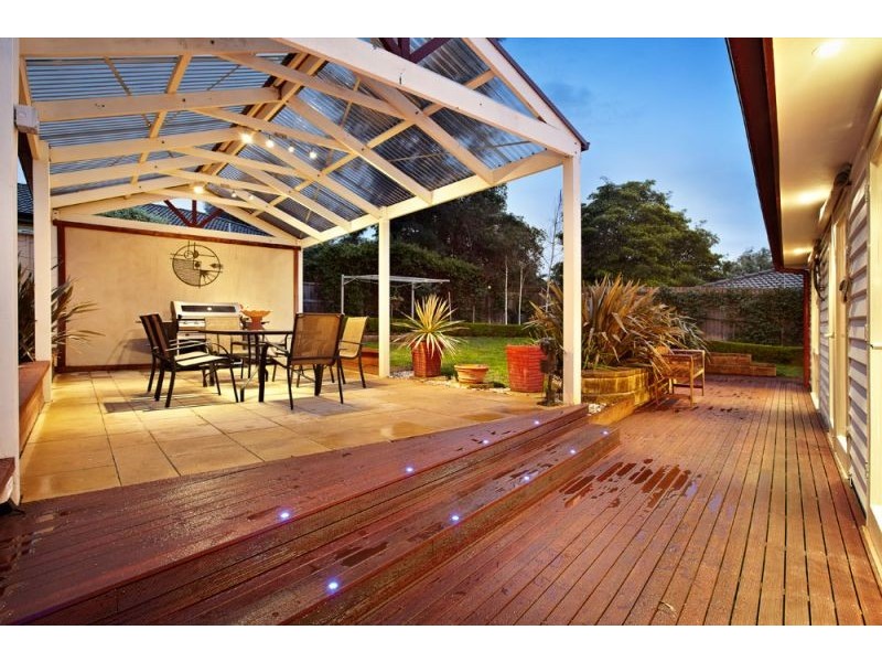 10 Scott Street, Mitcham VIC 3132