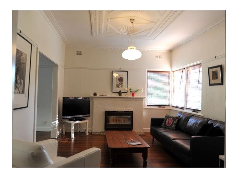 110 Surrey Road, Blackburn North VIC 3130