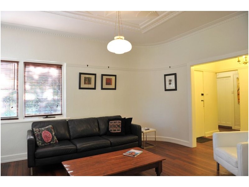 110 Surrey Road, Blackburn North VIC 3130