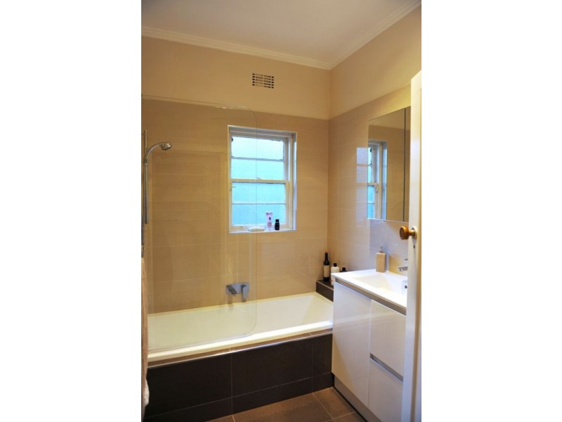 110 Surrey Road, Blackburn North VIC 3130