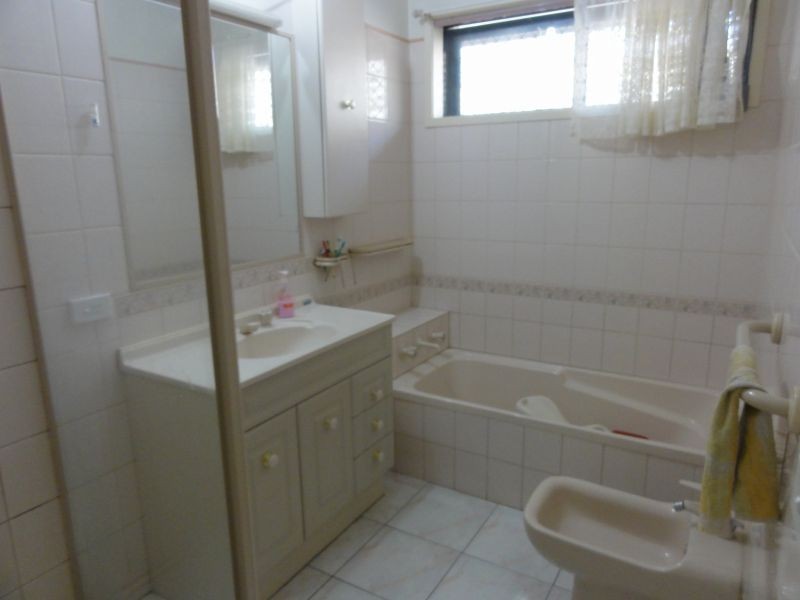 16 Polydor Place, Blackburn North VIC 3130