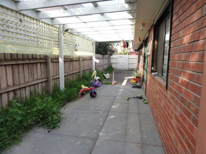 16 Polydor Place, Blackburn North VIC 3130