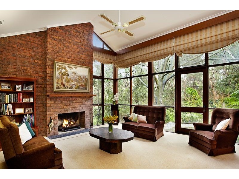 16 Anjaya Court, Blackburn VIC 3130