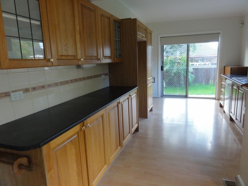 9 Aberdeen Road, Blackburn South VIC 3130