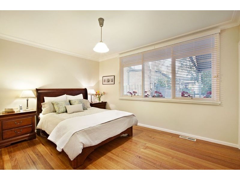 14 Violet Court, Blackburn South VIC 3130