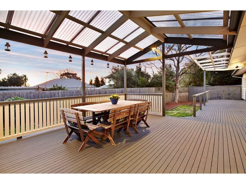 14 Violet Court, Blackburn South VIC 3130