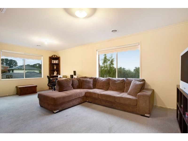 3 Italia Court, St Helena VIC 3088