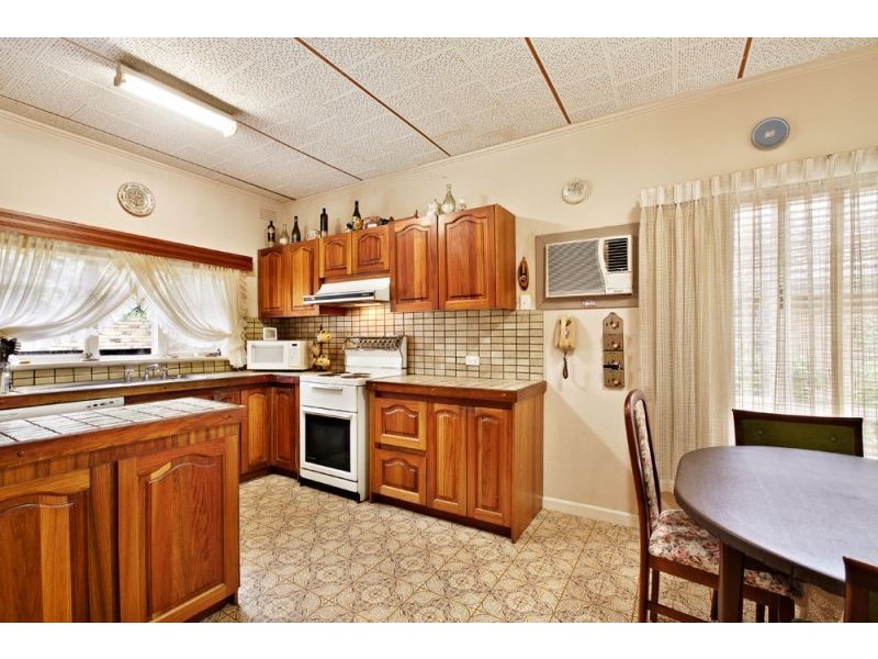 26 Orchard Grove, Blackburn South VIC 3130