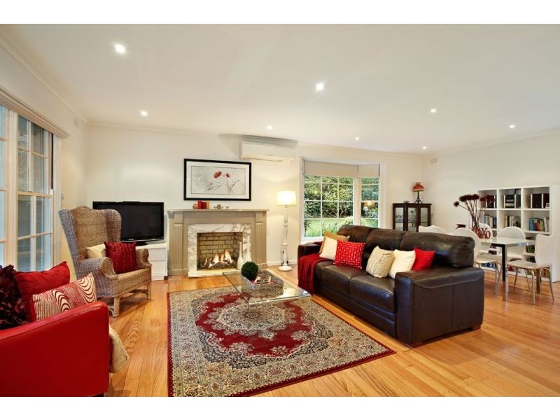 6 Peak Court, Blackburn VIC 3130